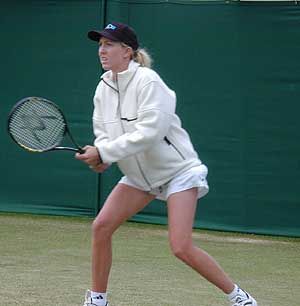 Tara Snyder (2000 Eastbourne)