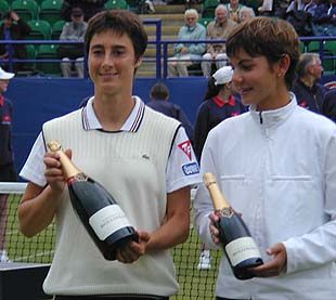 Julie Halard-Decugis and Dominique van Roost (2000 Eastbourne)