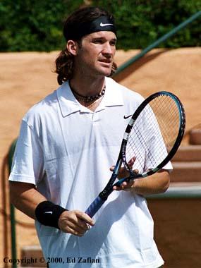 Carlos Moya (2000 Franklin Templeton Classic in Scottsdale)