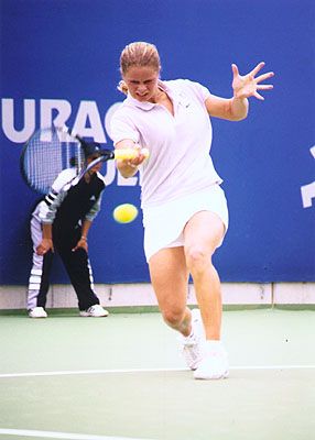 Kim Clijsters (2001 Adidas International in Sydney)