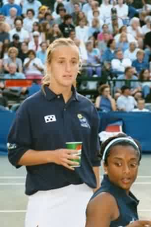 Sonya Jeyaseelan and Magdalena Maleeva (2001 World Team Tennis)