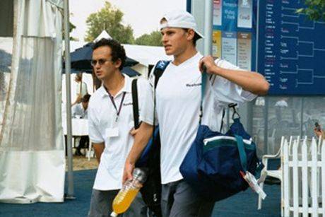 coach Tarik Benhabiles and Andy Roddick (2001 Montreal)