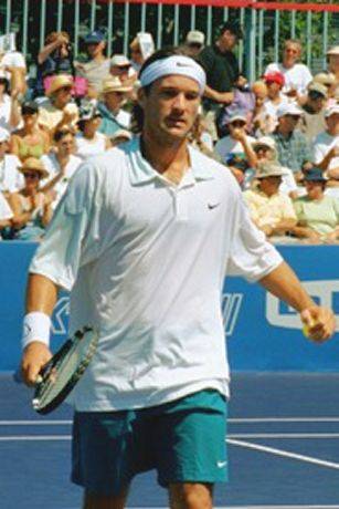 Carlos Moya (2001 Montreal)