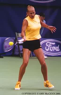 Anna Kournikova (2001 Australian Open)