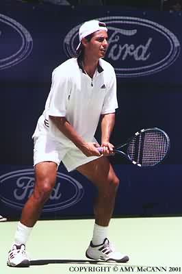 Nicolas Lapentti (2001 Australian Open)