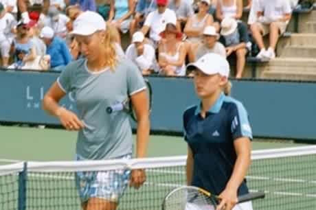 Bethanie Mattek and Alicia Molik (2001 US Open)