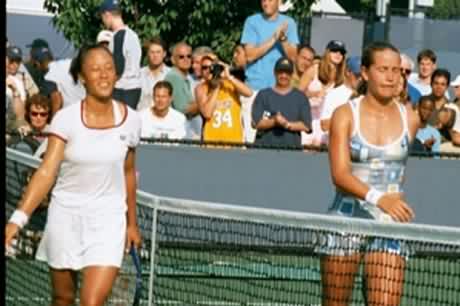 Ashley Harkleroad and Meilen Tu (2001 US Open)