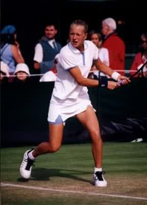 Henrieta Nagyova (2001 Wimbledon)