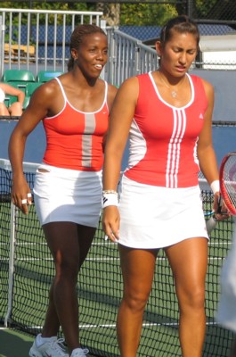 Jennifer Hopkins and Mashona Washington (2004 US Open)