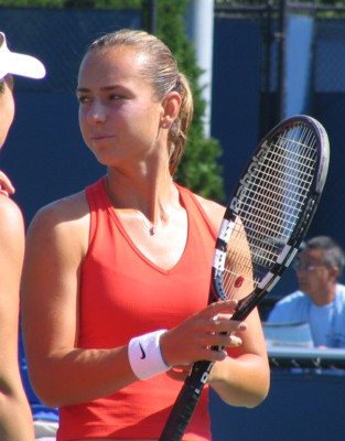 Zsofia Gubacsi (2004 US Open)