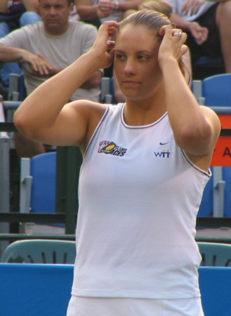 Jennifer Russell (2005 World Team Tennis)