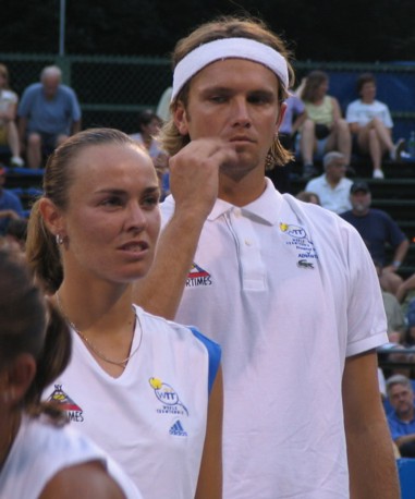 Martina Hingis and Robert Kendrick (2005 World Team Tennis)