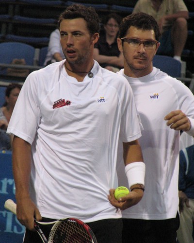 Lester Cook and Chris Haggard (2007 World Team Tennis)