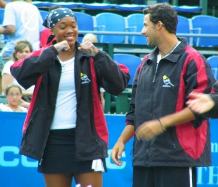 Lester Cook and Angela Haynes (2007 World Team Tennis)