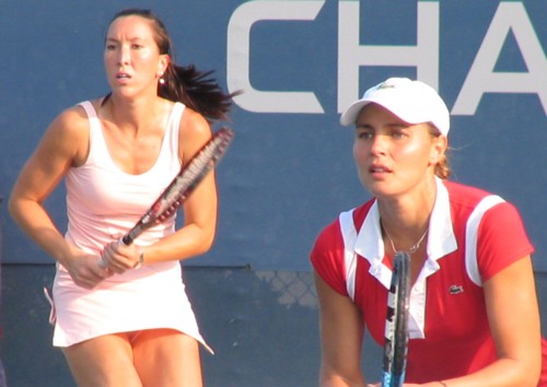 Severine Bremond and Jelena Jankovic (2007 US Open)