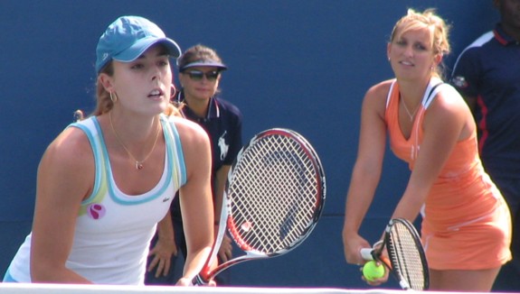 Timea Bacsinszky and Alize Cornet (2008 US Open)