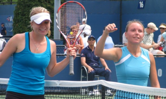 Oxana Lyubtsova and Anne Schaefer (2008 US Open)