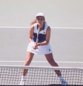 Mary Joe Fernandez (1999 Bank of the West classic in Stanford, CA)